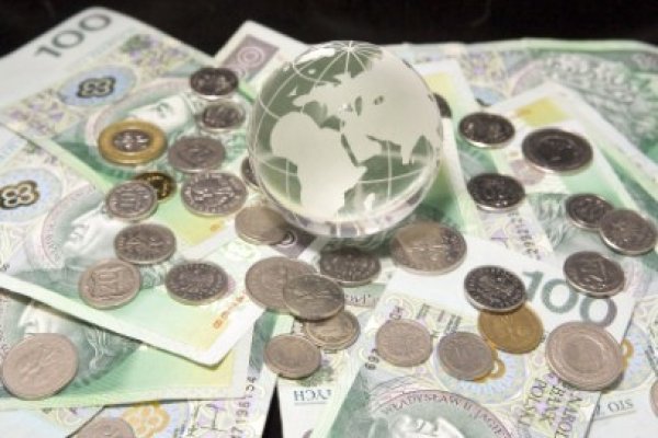 Economia românească nu-şi va reveni până în 2016